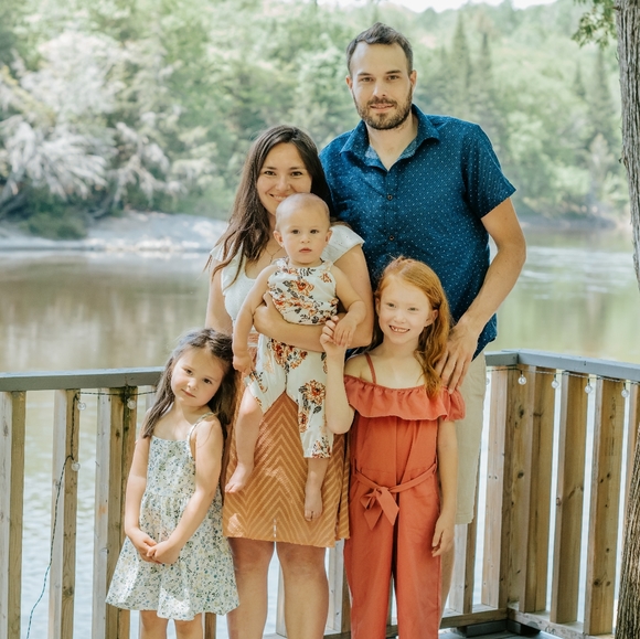 Meet your Posher, Chantal - Picture 2 of 2